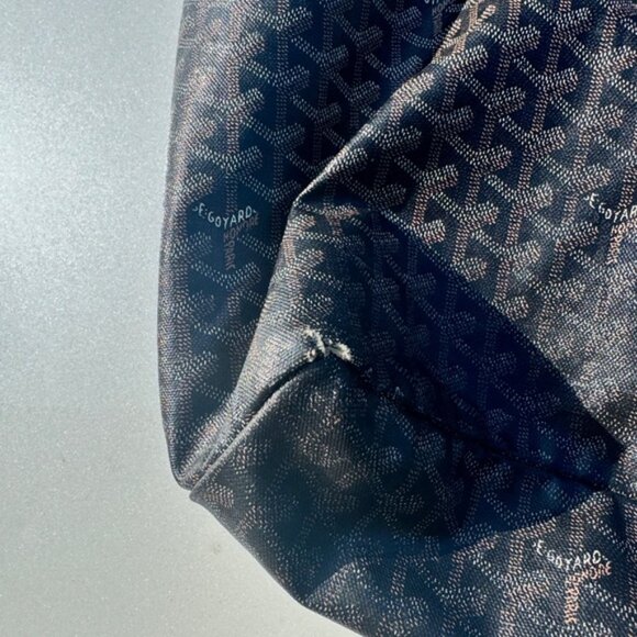 Used Goyard Saint Louis GM Bag - Picture 7 of 11